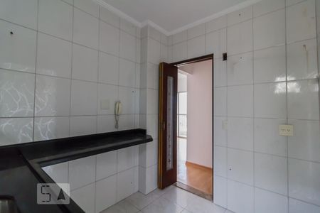 Cozinha de apartamento para alugar com 3 quartos, 75m² em Gopoúva, Guarulhos