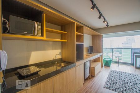 Cozinha de kitnet/studio para alugar com 1 quarto, 29m² em Vila Cordeiro, São Paulo