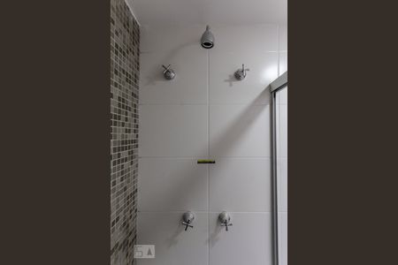Banheiro (banho) de apartamento para alugar com 2 quartos, 82m² em Butantã, São Paulo