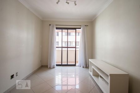 Sala de apartamento para alugar com 3 quartos, 75m² em Vila Gilda, Santo André