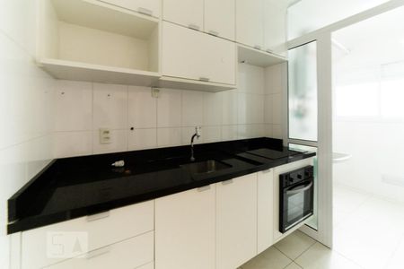 Cozinha de apartamento para alugar com 2 quartos, 59m² em Campo Belo, São Paulo