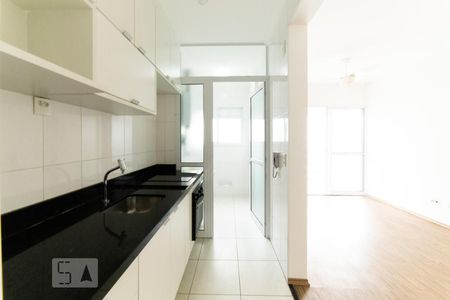 Cozinha de apartamento à venda com 2 quartos, 59m² em Campo Belo, São Paulo