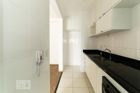 Cozinha de apartamento à venda com 2 quartos, 59m² em Campo Belo, São Paulo