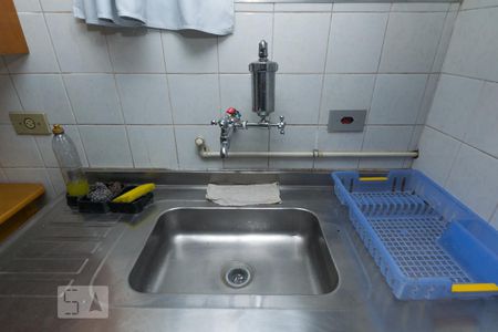 Detalhe da cozinha de casa para alugar com 1 quarto, 13m² em Vila Parque Jabaquara, São Paulo