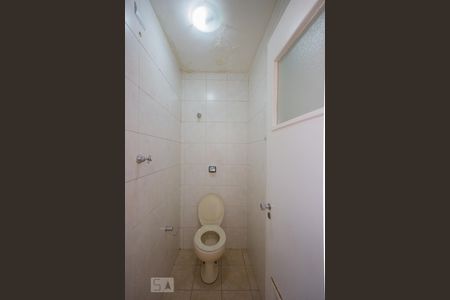 Banheiro de Serviço de apartamento à venda com 2 quartos, 65m² em Parque Colonial, São Paulo