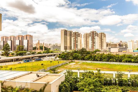 Vista de apartamento à venda com 2 quartos, 79m² em Água Branca, São Paulo