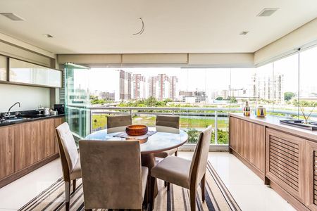 Apartamento à venda com 79m², 2 quartos e 1 vagaVaranda