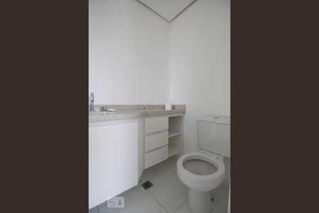 Banheiro de apartamento para alugar com 1 quarto, 34m² em Consolação, São Paulo