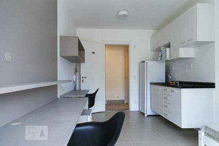 Sala de kitnet/studio para alugar com 1 quarto, 26m² em Campos Elíseos, São Paulo