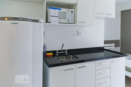 Cozinha de kitnet/studio para alugar com 1 quarto, 26m² em Campos Elíseos, São Paulo