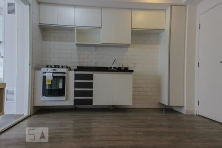 Cozinha de apartamento para alugar com 2 quartos, 57m² em Vila Andrade, São Paulo