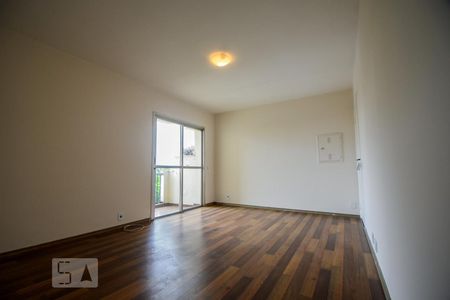 Sala de apartamento para alugar com 3 quartos, 70m² em Santo Amaro, São Paulo