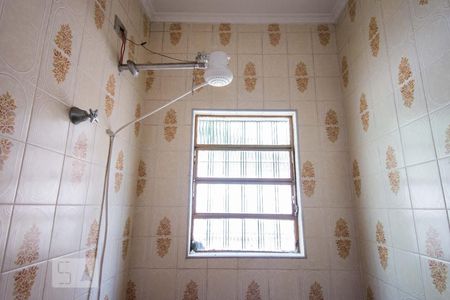 Casa à venda com 335m², 4 quartos e 3 vagas Casa à venda com 335m², 4 quartos e 3 vagasBanheiro de serviço