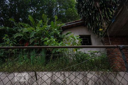 Casa à venda com 335m², 4 quartos e 3 vagas Casa à venda com 335m², 4 quartos e 3 vagasDepósito