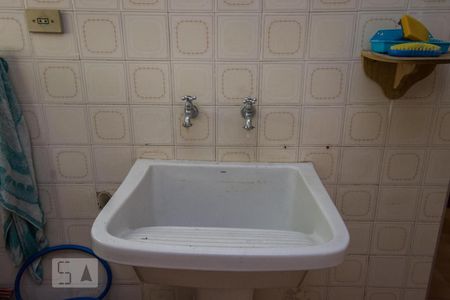 Casa à venda com 335m², 4 quartos e 3 vagas Casa à venda com 335m², 4 quartos e 3 vagasÁrea de serviço