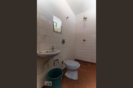 Banheiro de casa à venda com 5 quartos, 370m² em Campestre, Santo André