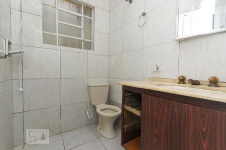 Banheiro de casa para alugar com 1 quarto, 40m² em Vila do Encontro, São Paulo