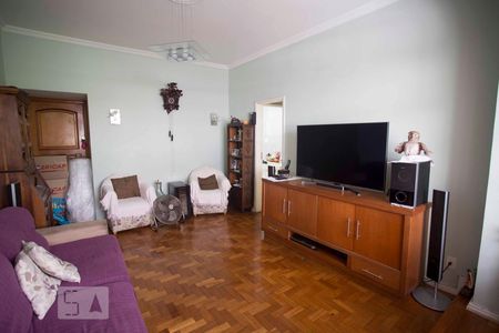 Apartamento à venda com 130m², 3 quartos e sem vagaSala