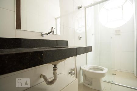 Banheiro suíte de apartamento para alugar com 4 quartos, 80m² em Santo Antônio, Belo Horizonte