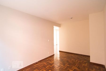 Sala 1 de apartamento para alugar com 4 quartos, 80m² em Santo Antônio, Belo Horizonte