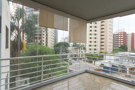 Varanda  de apartamento à venda com 2 quartos, 120m² em Jardim Vila Mariana, São Paulo