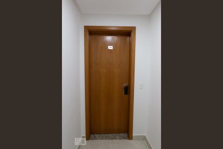 entrada de apartamento para alugar com 2 quartos, 65m² em Setor Oeste, Goiânia