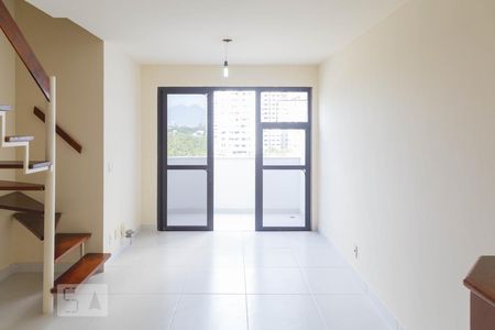 Sala de apartamento à venda com 2 quartos, 70m² em Recreio dos Bandeirantes, Rio de Janeiro