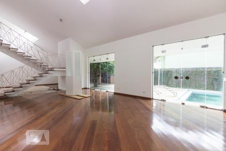 Sala de casa para alugar com 5 quartos, 600m² em Jardim São Bento, São Paulo