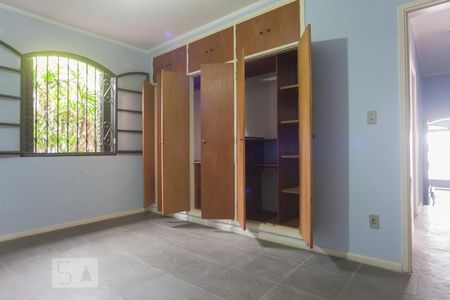 Suíte de casa à venda com 3 quartos, 330m² em Cidade Universitária, Campinas