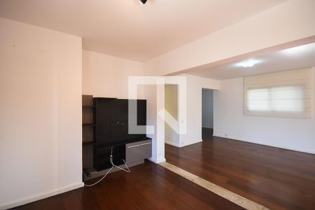 Sala de tv de apartamento à venda com 4 quartos, 185m² em Vila Andrade, São Paulo