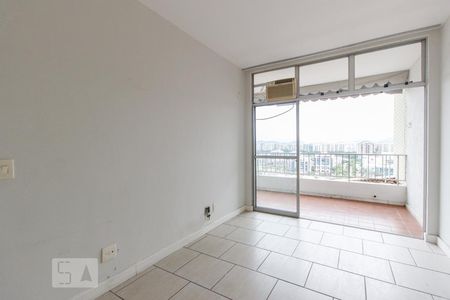 Quarto de apartamento para alugar com 1 quarto, 70m² em Barra da Tijuca, Rio de Janeiro