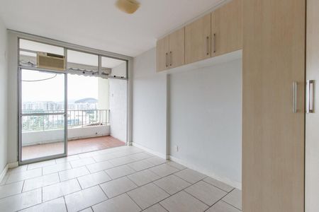 Quarto de apartamento para alugar com 1 quarto, 70m² em Barra da Tijuca, Rio de Janeiro