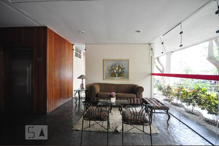 Hall social de apartamento à venda com 3 quartos, 80m² em Jardim Londrina, São Paulo