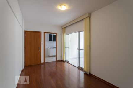 Sala de apartamento para alugar com 3 quartos, 116m² em Ouro Preto, Belo Horizonte