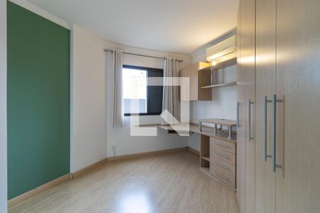 Quarto da suíte de apartamento à venda com 1 quarto, 58m² em Cambuí, Campinas