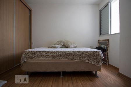 Quarto de apartamento à venda com 3 quartos, 80m² em Calafate, Belo Horizonte