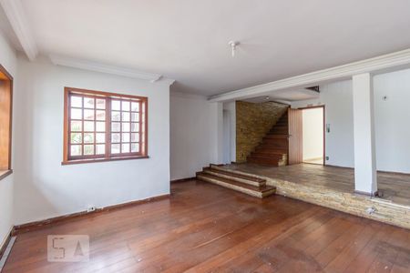 Sala 02 de casa à venda com 3 quartos, 302m² em Santa Lúcia, Belo Horizonte