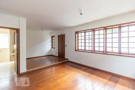 Sala 01 de casa à venda com 3 quartos, 302m² em Santa Lúcia, Belo Horizonte