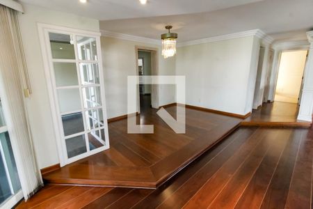 Sala 2 de apartamento para alugar com 3 quartos, 220m² em Vila Suzana, São Paulo