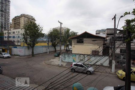 vista sala de apartamento para alugar com 2 quartos, 70m² em Icaraí, Niterói