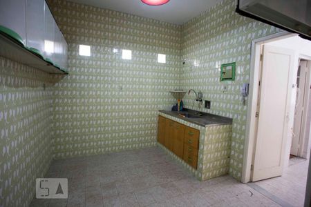 cozinha de apartamento para alugar com 2 quartos, 70m² em Icaraí, Niterói