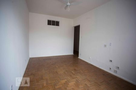 sala de apartamento para alugar com 2 quartos, 70m² em Icaraí, Niterói