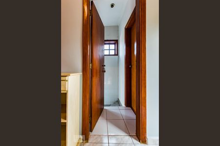 Corredor de casa à venda com 6 quartos, 380m² em Cidade Universitária, Campinas