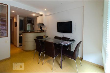 Sala de apartamento à venda com 2 quartos, 95m² em Lagoa, Rio de Janeiro