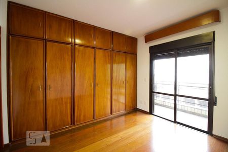 Suíte de apartamento para alugar com 3 quartos, 148m² em Alto da Lapa, São Paulo