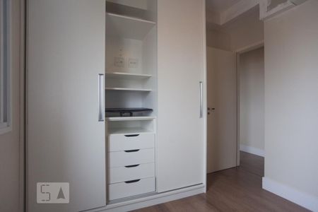 Quarto 2 de apartamento para alugar com 2 quartos, 49m² em Centro, Campinas