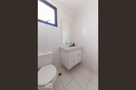 Lavabo de apartamento para alugar com 1 quarto, 60m² em Centro, Campinas