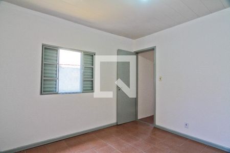 Quarto 1 de casa para alugar com 2 quartos, 80m² em Jardim São Miguel, São Paulo