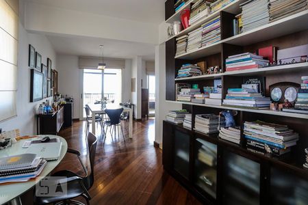 Sala de Jantar de apartamento à venda com 4 quartos, 213m² em Sumaré, São Paulo
