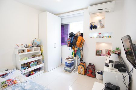 Quarto 1 de apartamento para alugar com 2 quartos, 63m² em Tijuca, Rio de Janeiro